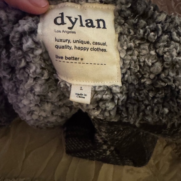 Evereve Dylan Cozy Plaid Sherpa Button Up Jacket - Picture 4 of 6